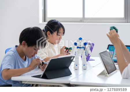 小学生のICT授業 小学生のICT授業 127889589