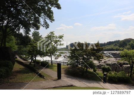 鹿児島県伊佐市の曽木の滝 鹿児島県伊佐市の曽木の滝 127889797