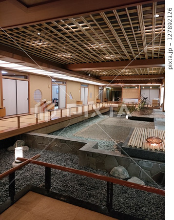 枯山水のある旅館 枯山水のある旅館 127892126