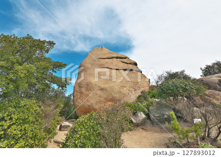 【王子が岳からの風景 (ニコニコ岩)】 岡山県倉敷市児島唐琴町 【王子が岳からの風景 (ニコニコ岩)】 岡山県倉敷市児島唐琴町 127893012