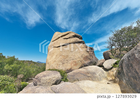 【王子が岳からの風景 (ニコニコ岩)】 岡山県倉敷市児島唐琴町 【王子が岳からの風景 (ニコニコ岩)】 岡山県倉敷市児島唐琴町 127893029