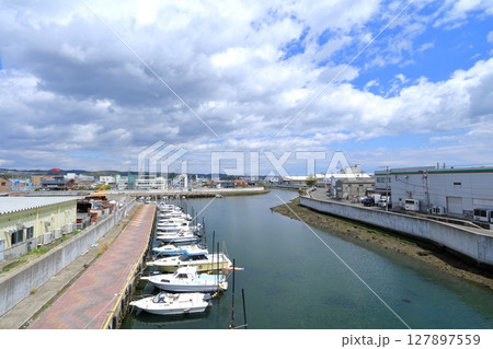 宮城県・塩釜市・塩釜の街並み 宮城県・塩釜市・塩釜の街並み 127897559