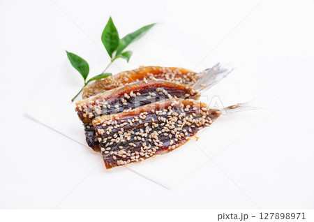 ママカリのみりん干し 127898971