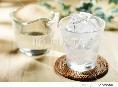 焼酎のロック 127899001