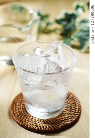 焼酎のロック 127899006