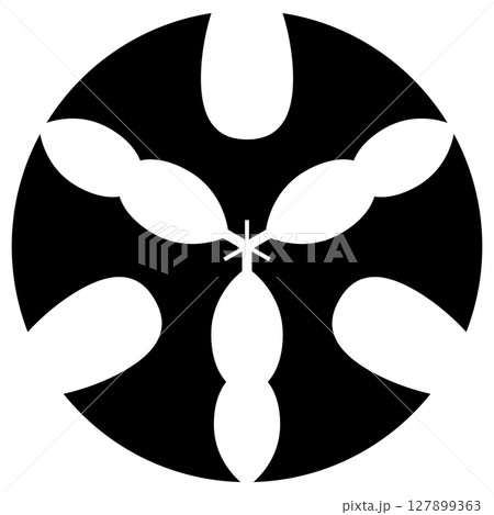 家紋です。三つ琴柱の丸といいます。 127899363