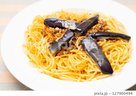 おいしいナスのミートソースパスタ おいしいナスのミートソースパスタ 127900494