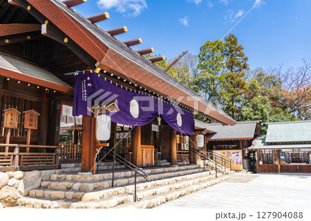 西国街道の神社群（西宮）を鎮守する廣田神社　拝殿　三韓征伐後に神功皇后が創建　西宮市大社町　 127904088
