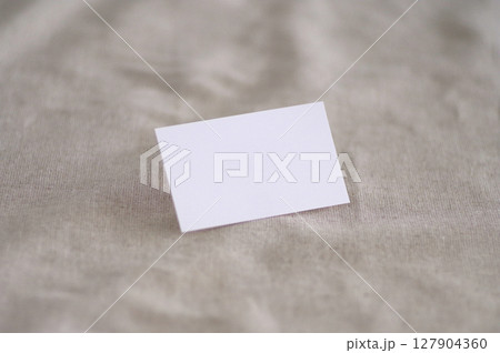 麻と白いカード_8 麻と白いカード_8 127904360