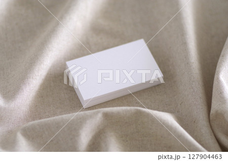 麻と白いカード_11 127904463