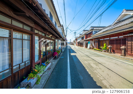 福岡県　八女市福島の町並み 127906158