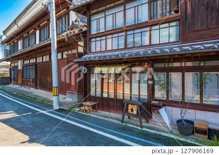 福岡県　八女市福島の町並み 127906169