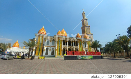 Grand Roudhotul Muchlisin Mosque and Forecourt Under Bright Skies. Grand Roudhotul Muchlisin Mosque and Forecourt Under Bright Skies. 127906394