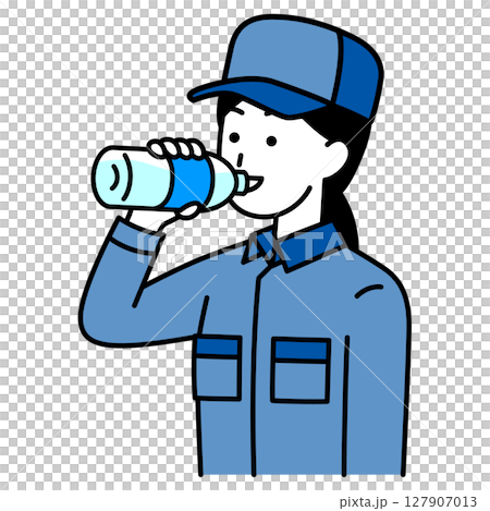 水分補給をするつなぎ作業服の女性 水分補給をするつなぎ作業服の女性 127907013