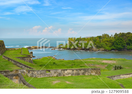 Galle Fortress on the island of Sri Lanka. Indian Ocean and blue sky. 127909588