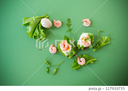 Delicious toast with salad, shrimp and boiled egg 127910735
