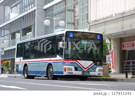 路線バス 八戸市内を走る八戸市営バス 路線バス 八戸市内を走る八戸市営バス 127911245