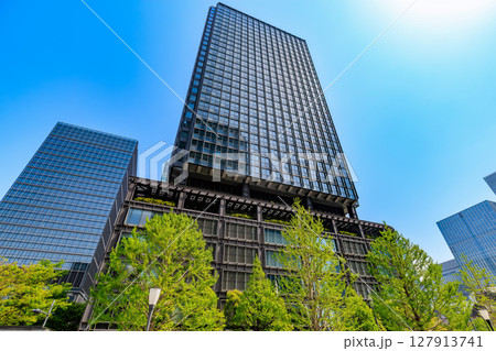 東京 千代田区 丸の内の都市風景 新丸の内ビルディング 東京 千代田区 丸の内の都市風景 新丸の内ビルディング 127913741