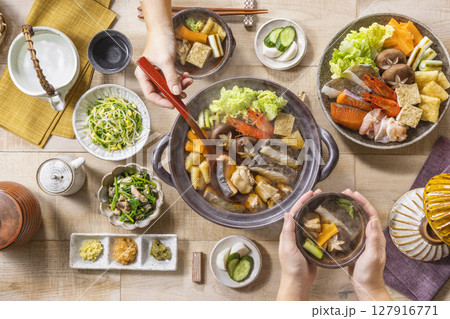 いつもの食卓 寄せ鍋 いつもの食卓 寄せ鍋 127916771