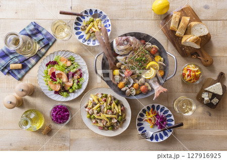 いつもの食卓 鯛のアクアパッツァ 127916925