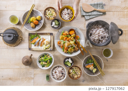 いつもの食卓 肉じゃが いつもの食卓 肉じゃが 127917062