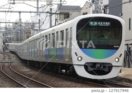 西武狭山線直通：西武池袋線30000系（準急-10両：池袋⇔西武球場前） 127917946