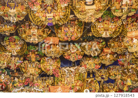 花園神社　酉の市　熊手　縁起物 127918543