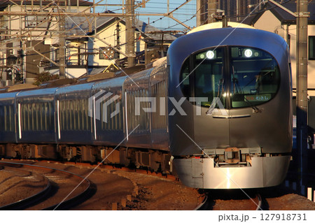 西武池袋線特急むさし号（001系電車：池袋⇔飯能） 127918731