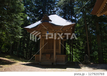 牛伏寺(ごふせじ) 聖徳太子殿(太子堂) 長野県松本市 牛伏寺(ごふせじ) 聖徳太子殿(太子堂) 長野県松本市 127920769