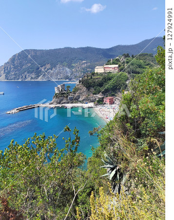 Beach and sea, mountains, Italy. Nature of the Ligurian coast and vacation, Cinque Terre. Background for design. 127924991