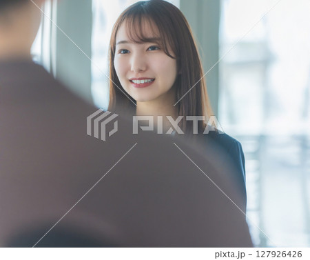 ビジネスシーン 127926426