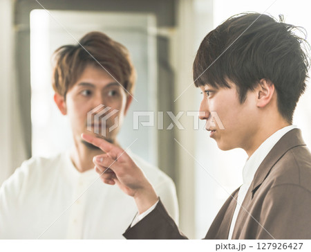 ビジネスシーン 127926427