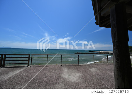 江口浜海浜公園の晴れの日 127926716