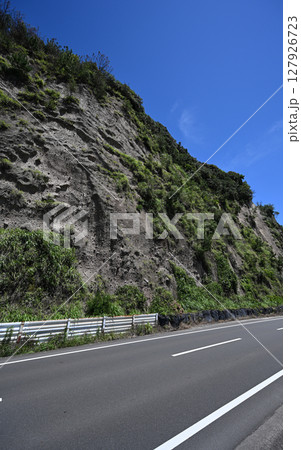 江口浜のシラス台地 127926723