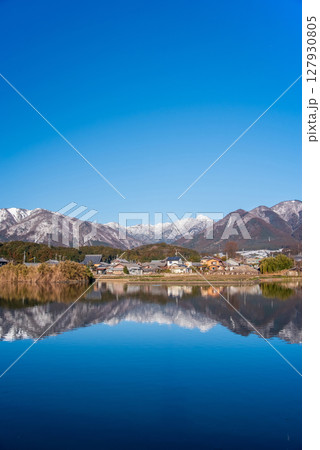 『南地神池（通称 じじ池）』冬景色　三重県四日市市水沢町 127930805