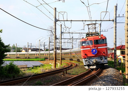 さよなら寝台特急『カシオペア』… EF81電気機関車牽引のE26系客車 さよなら寝台特急『カシオペア』… EF81電気機関車牽引のE26系客車 127933255