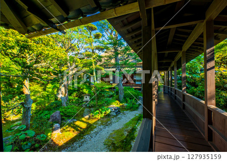 福岡県　甘木市　秋月の町並み 127935159