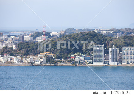 福岡県 北九州市 門司港レトロ展望室からの眺め 下関市赤間神宮方面 福岡県 北九州市 門司港レトロ展望室からの眺め 下関市赤間神宮方面 127936123