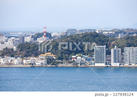 福岡県 北九州市 門司港レトロ展望室からの眺め 下関市赤間神宮方面 福岡県 北九州市 門司港レトロ展望室からの眺め 下関市赤間神宮方面 127936124