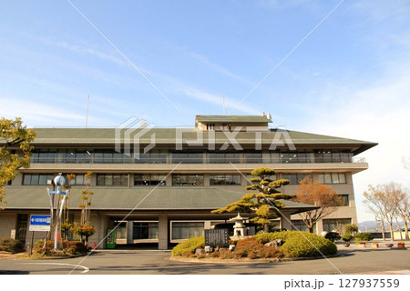 京田辺市役所 127937559