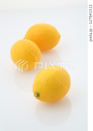 メイヤーレモン3個 127941512