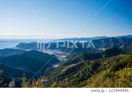 世界遺産 熊野古道伊勢路 「ツヅラト峠」頂上見晴台からの絶景 世界遺産 熊野古道伊勢路 「ツヅラト峠」頂上見晴台からの絶景 127944946