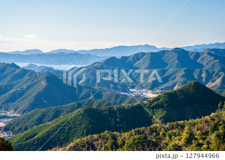 世界遺産 熊野古道伊勢路 「ツヅラト峠」頂上見晴台からの絶景 127944966