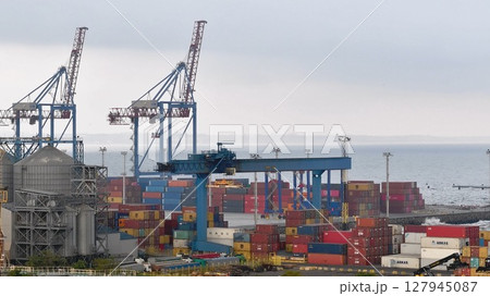 Cargo port and container shipping terminal 127945087