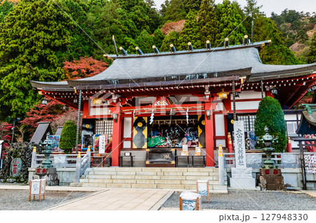 神奈川 大山阿夫利神社　下社拝殿 127948330