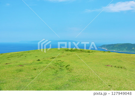 宮崎県　青空の都井岬 127949048