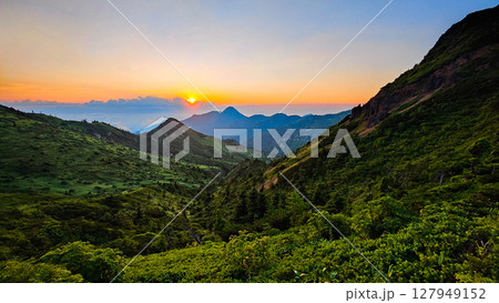 志賀草津道路・夕景 127949152