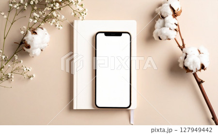 スマホとスケジュール帳のビジネスアイテム 127949442