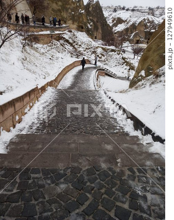 Snowy Pathway in Cappadocia, Turkey 127949610
