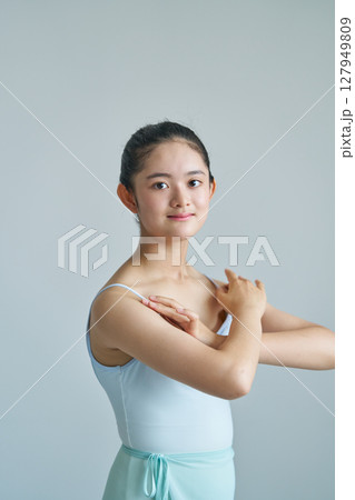 バレエダンサー バレエダンサー 127949809
